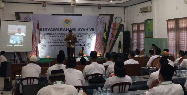 Muswil LDII Aceh, DR.Abdullah Puteh Sampaikan Pentingnya Kolaborasi Pemerintah dan Ormas