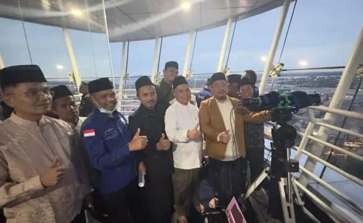 Pantau Hilal dari Menara Masjid Sultan Mahmud Riayat Syah, LDII Batam Prediksi Puasa Jatuh pada Kamis